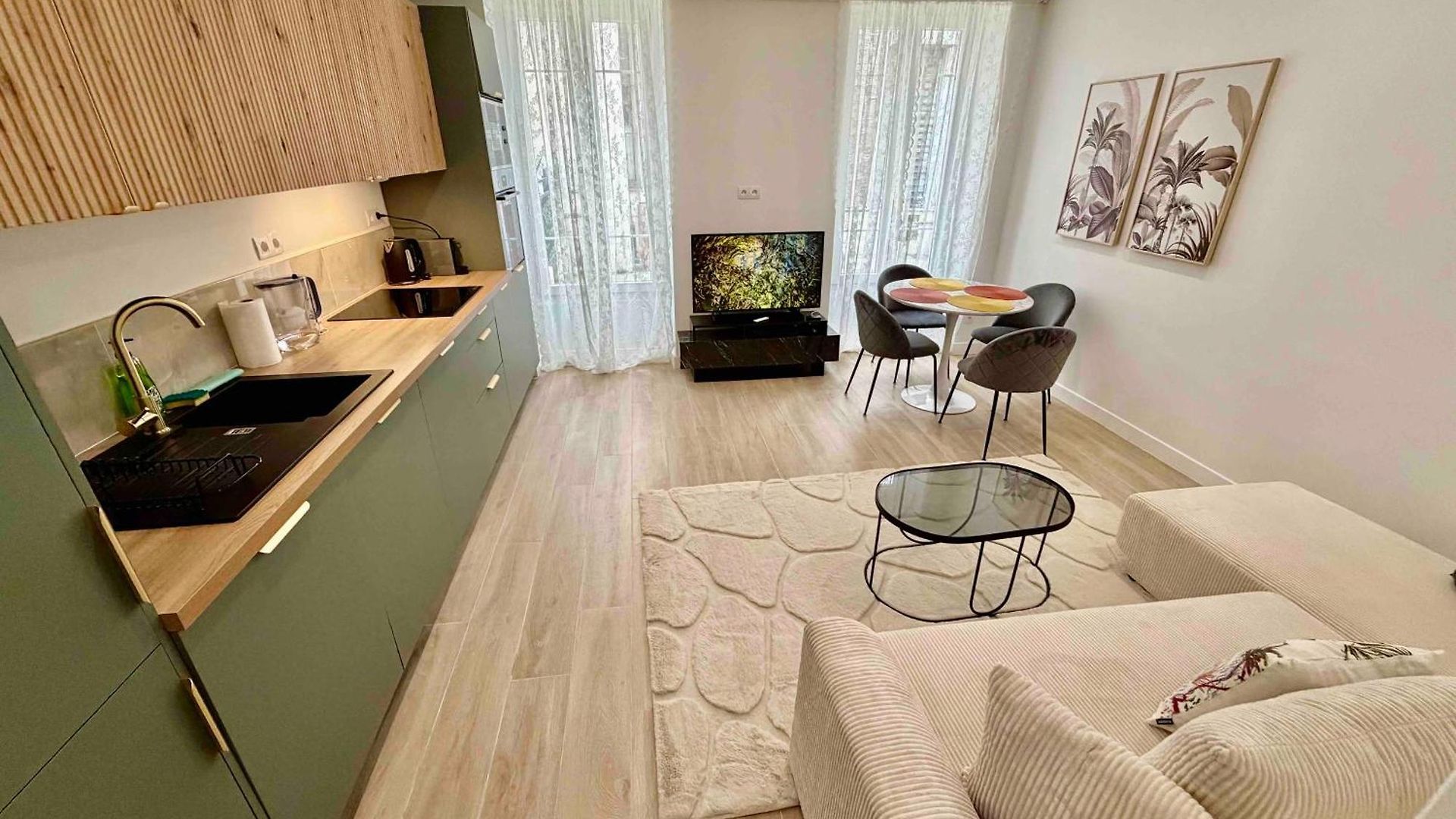 Nikaia - 2br Close To Everything Apartment *