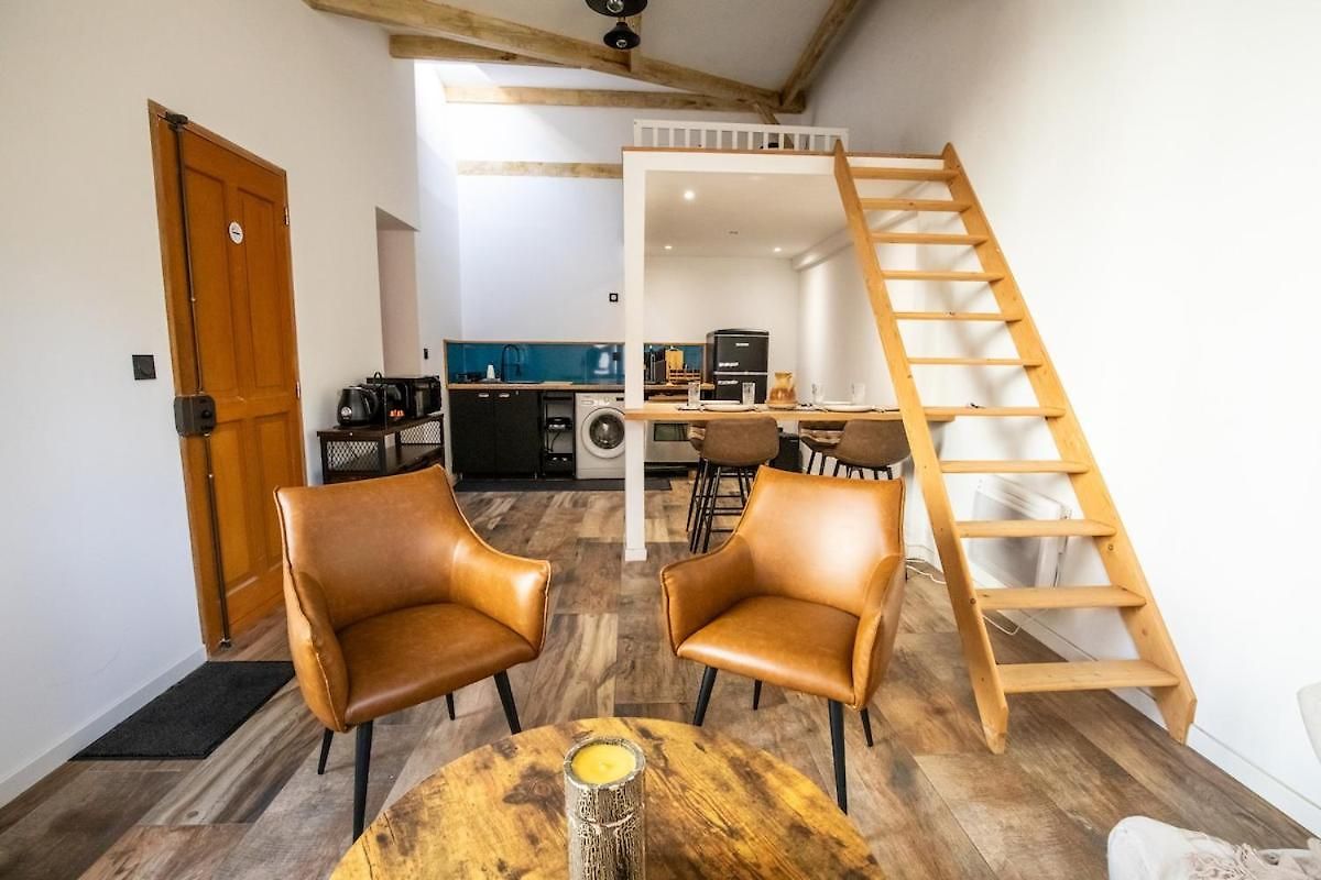 Dolce Clemenceau - Center 4 People *