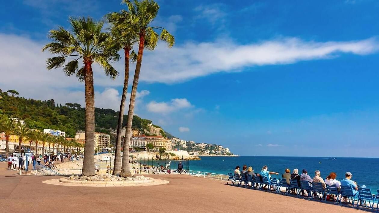 Living And French Riviera * Nice