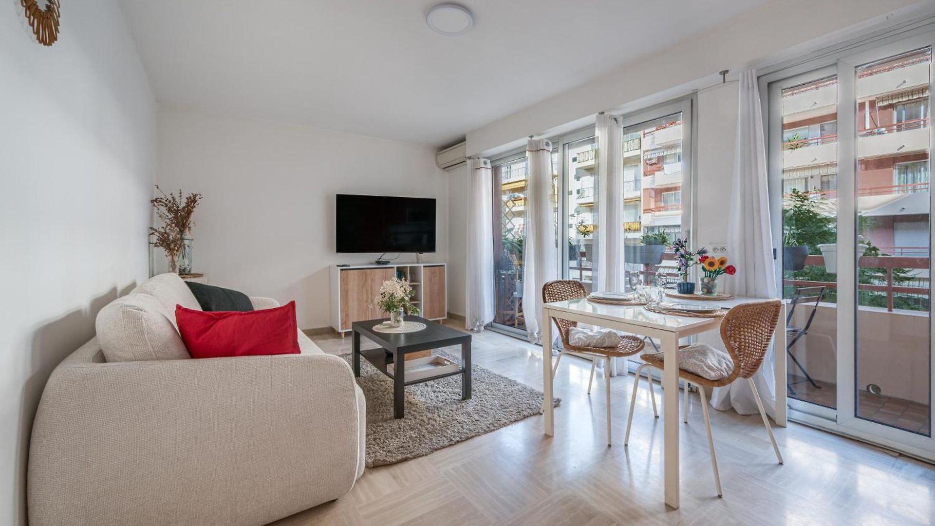Le Balcon D'azur - 8min A Pied Port - Proche Tram Et Centre * Nice