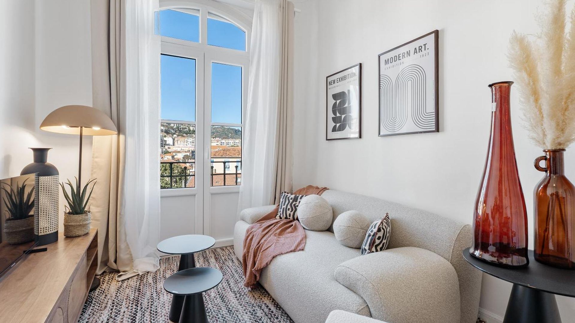 Renting - Bellevue - Chic Elegant Refuge Residential Area Liberation Appartement *