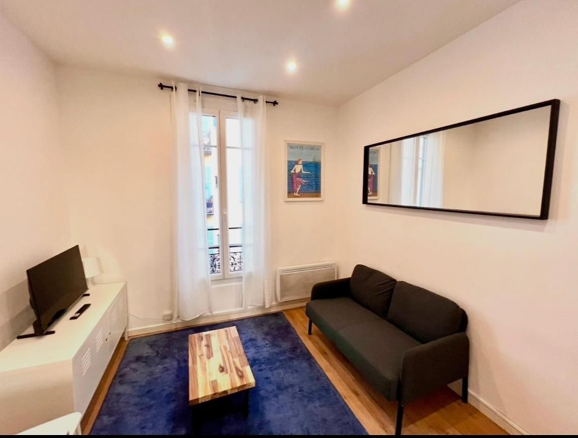 Beaumont Apartment Nice
