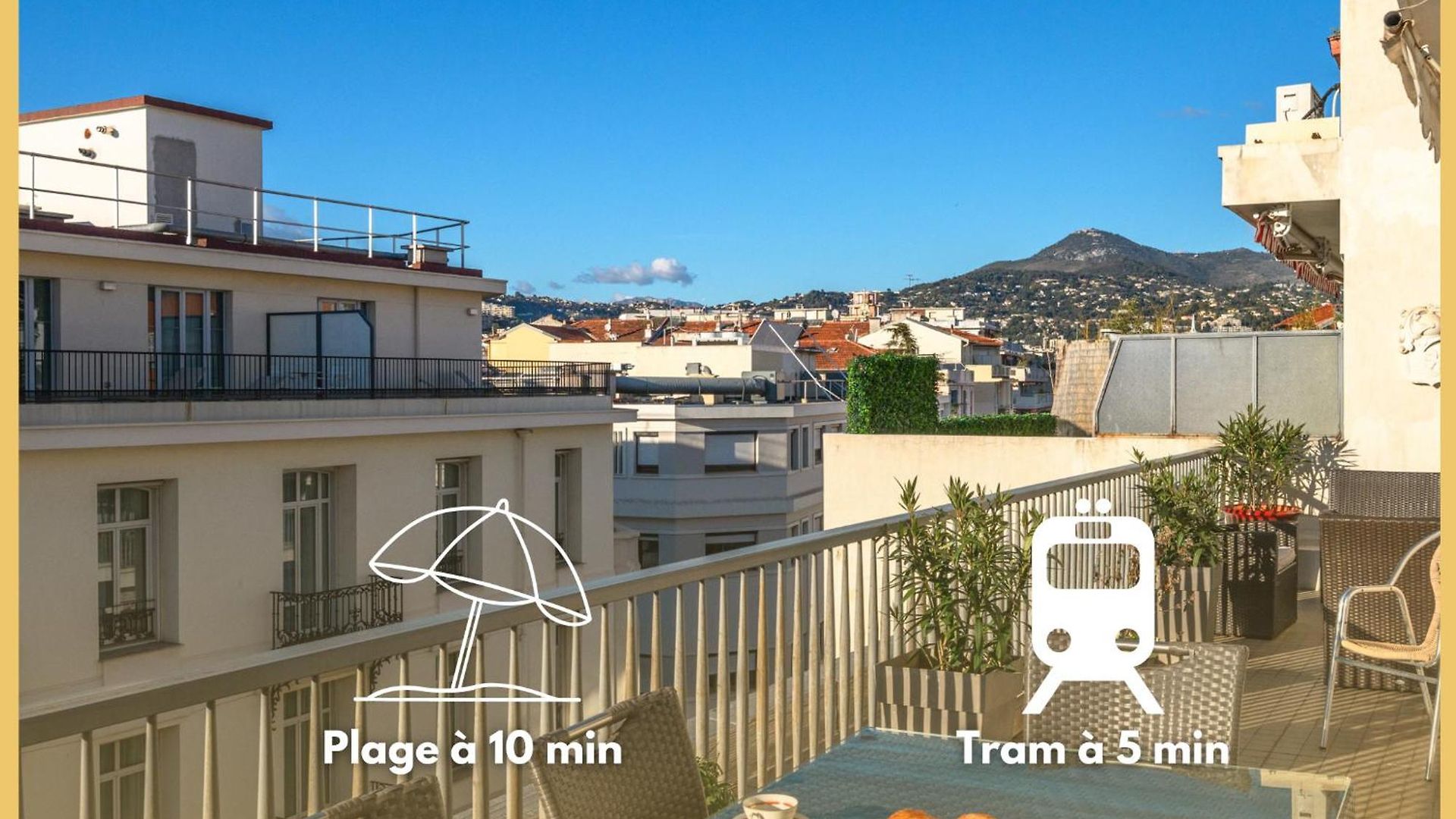 Appartement Vue Ensoleillée Sur Les Toits De