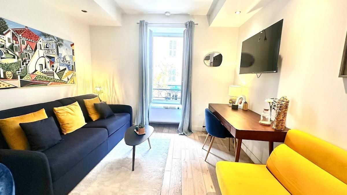 Design Et Lumineux Pres Du Port De Apartment Nice