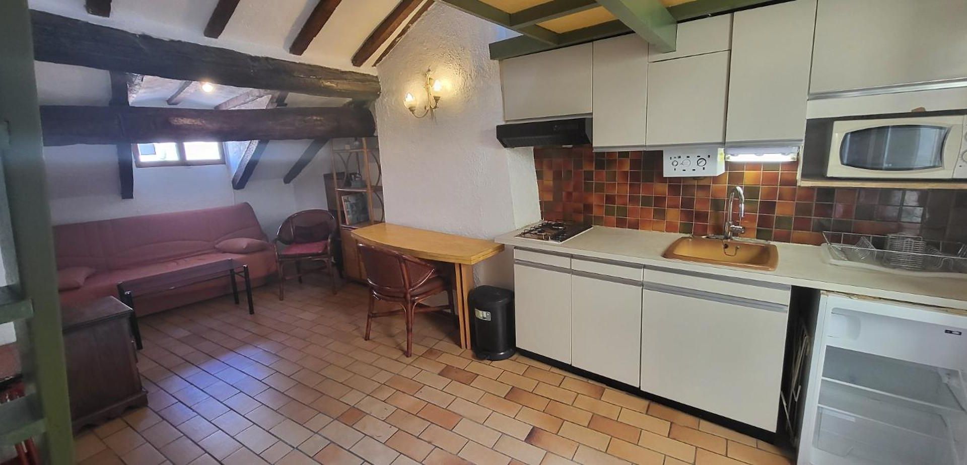Nice Plage Appartement *