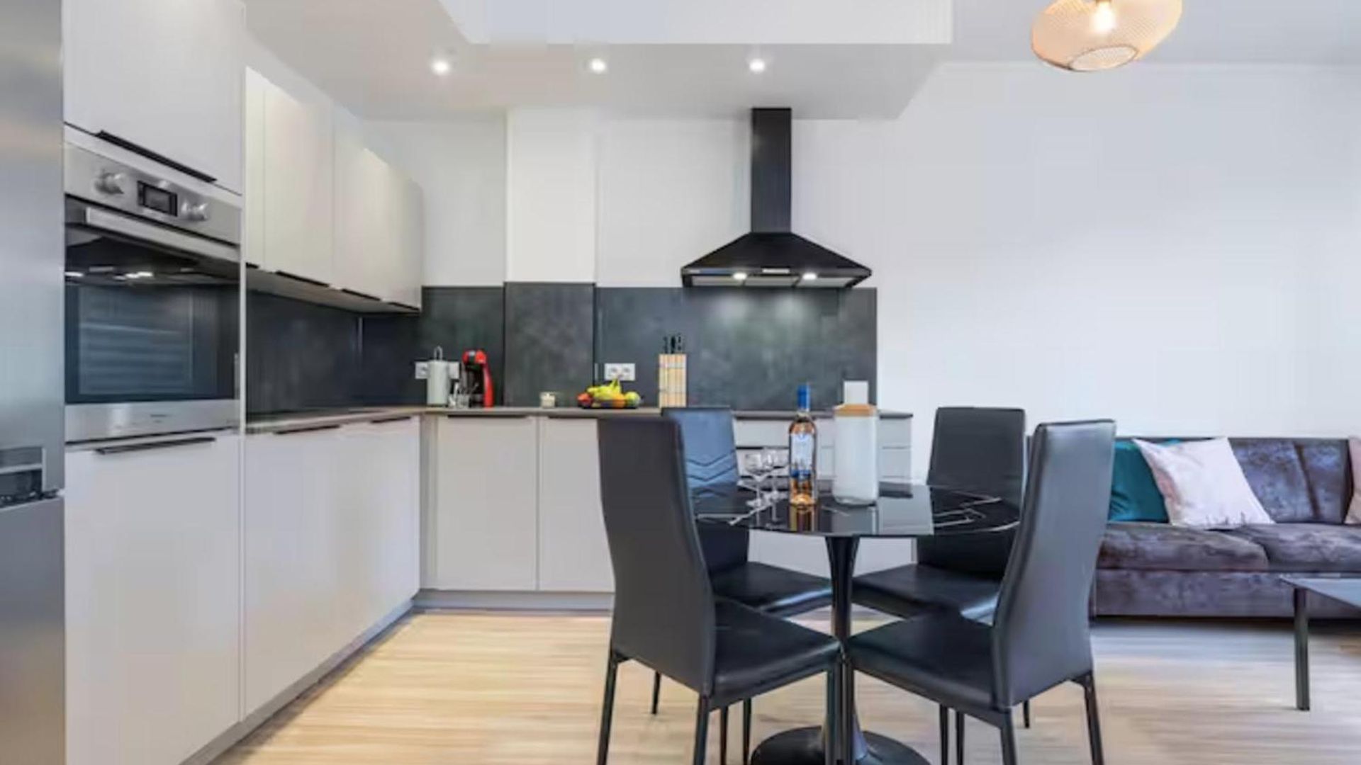 Beautiful 2 Bedrooms Close To The Sea * Nice