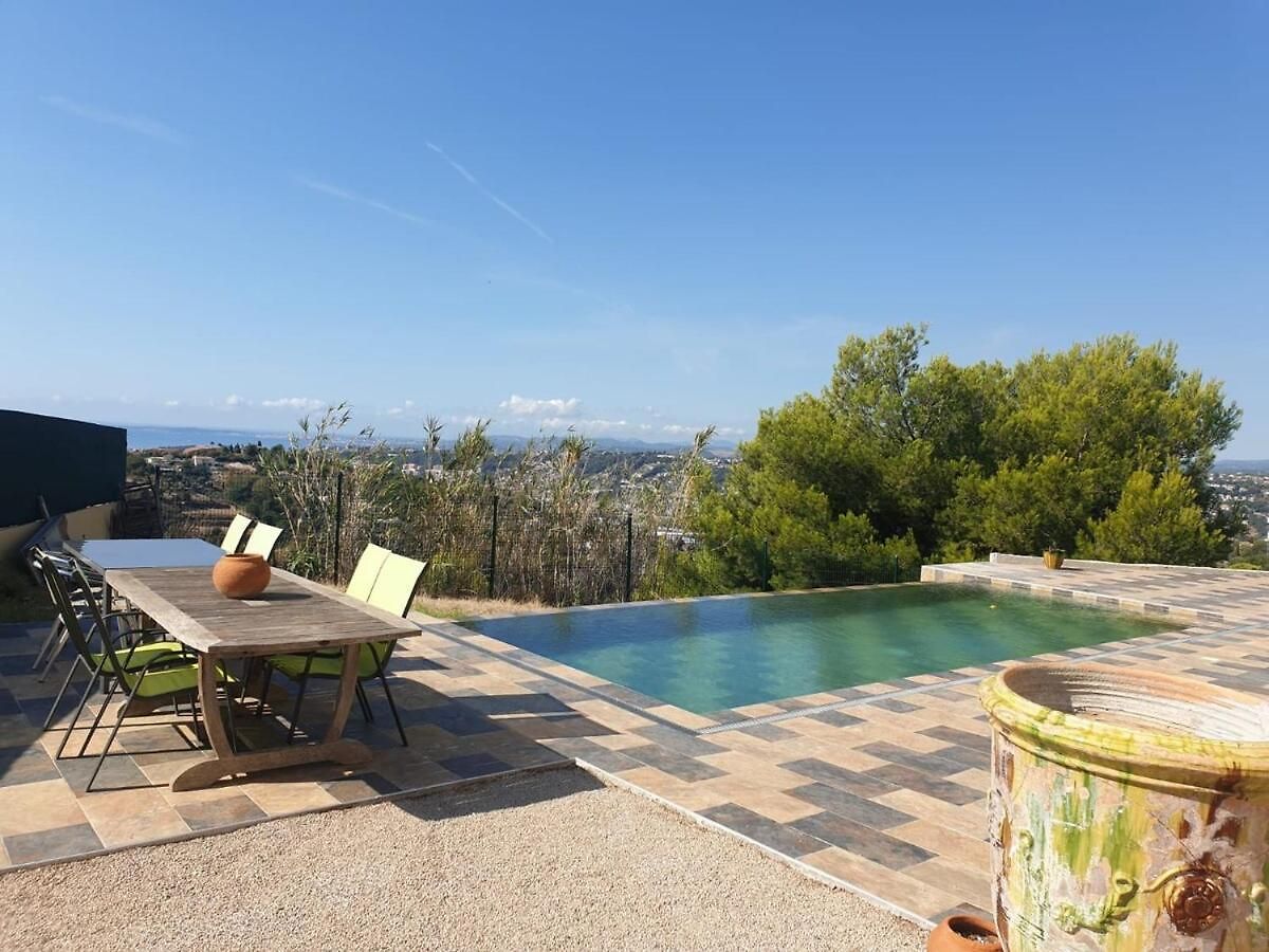 Guest house Moderne Avec Piscine Vue A Bellet Nice