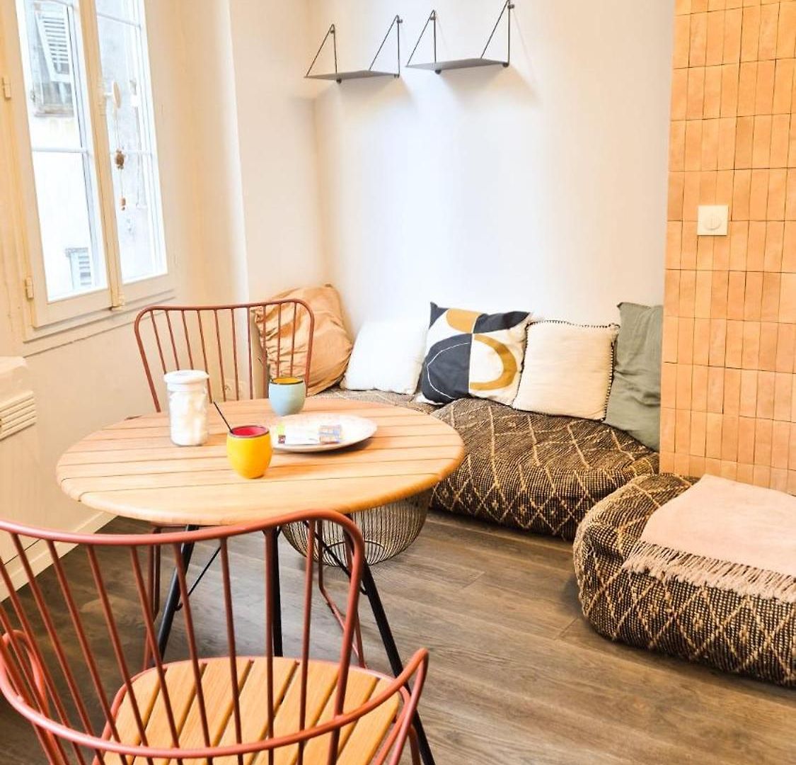Appartement Grand Cosy Au Cœur Du Vieux-nice Nice