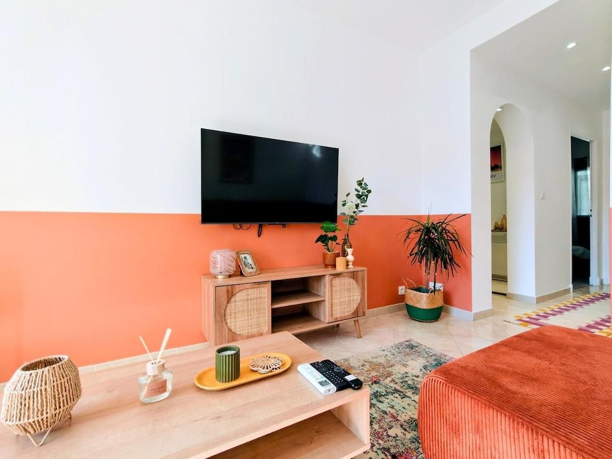 Modern Gem 200m From Beaches With Balcony, Ac And Tram