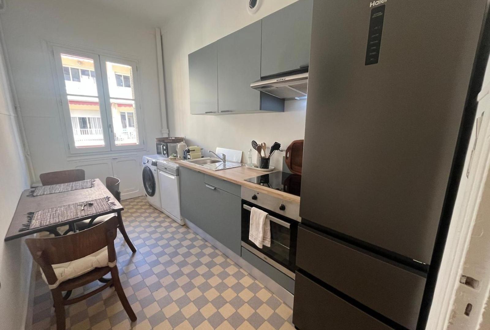 Appartement 2p De Charme Proche Gare Et Hyper Centre *