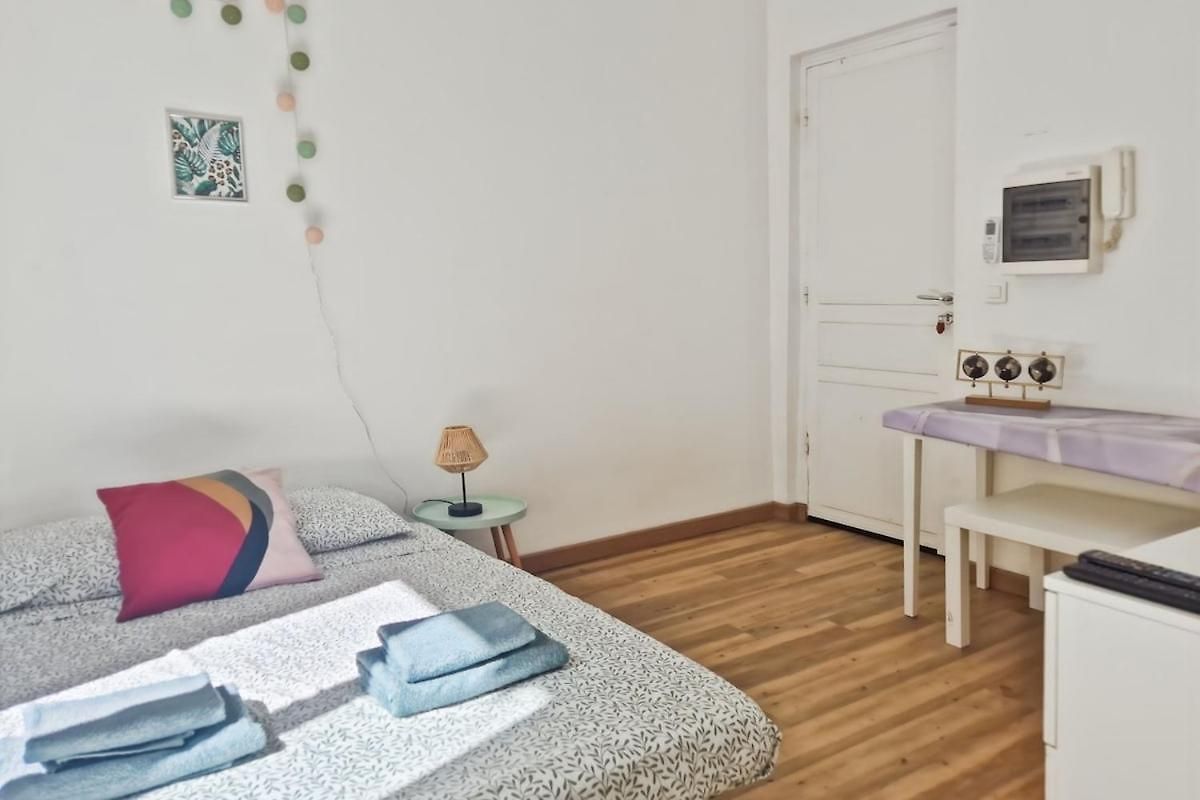 Studio, Downtown, Train Station, Wifi, Air Conditioning Appartement Nice