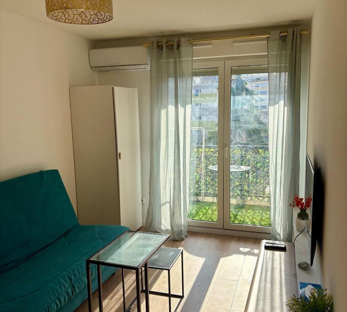 Appartement Climatisé à Riquier, Proche Gare