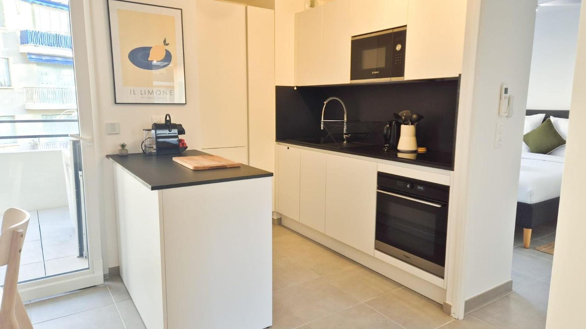 Apartment T3 Neuf Climatise Avec Parking A
