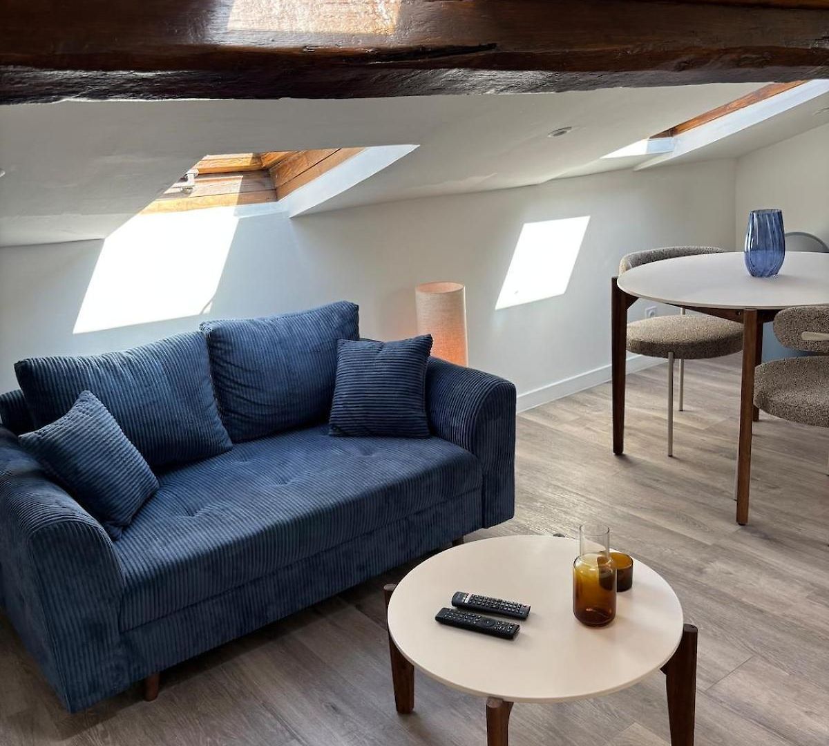 Cocon Lumineux Sous Les Toits De Apartment