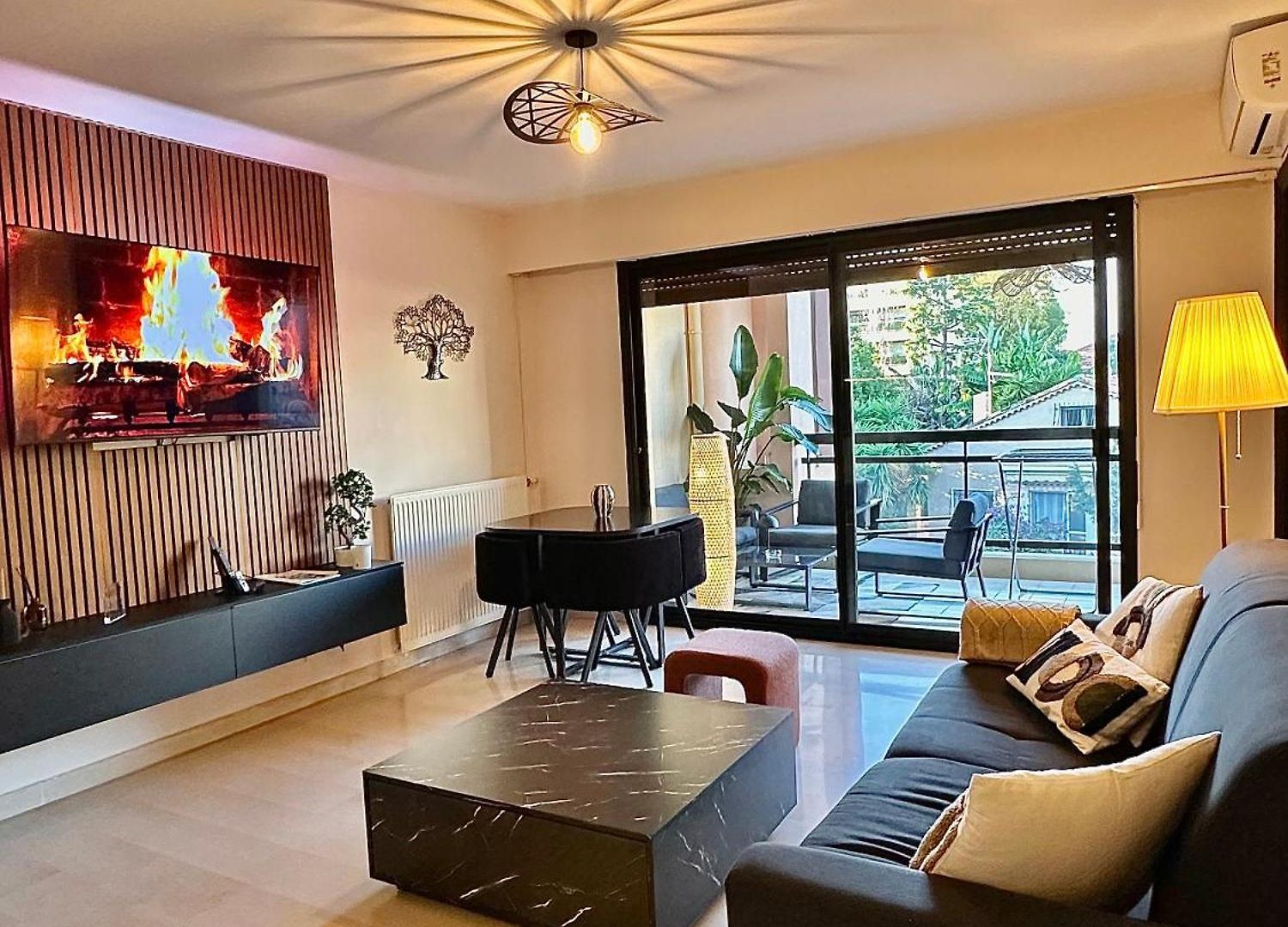 Appartement Moderne Climatisé Avec Piscine, Terrasse Et Parking - Proche Promenade Des