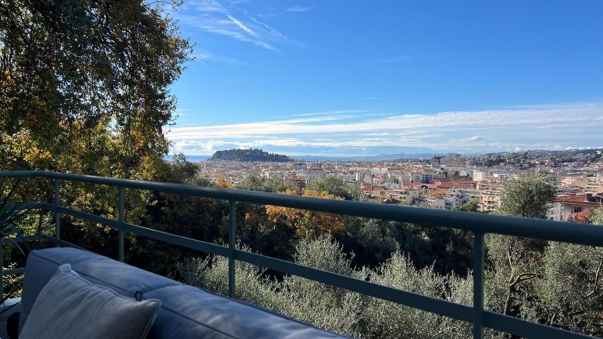 Golden Luxury And Panoramic View Apartment Nice