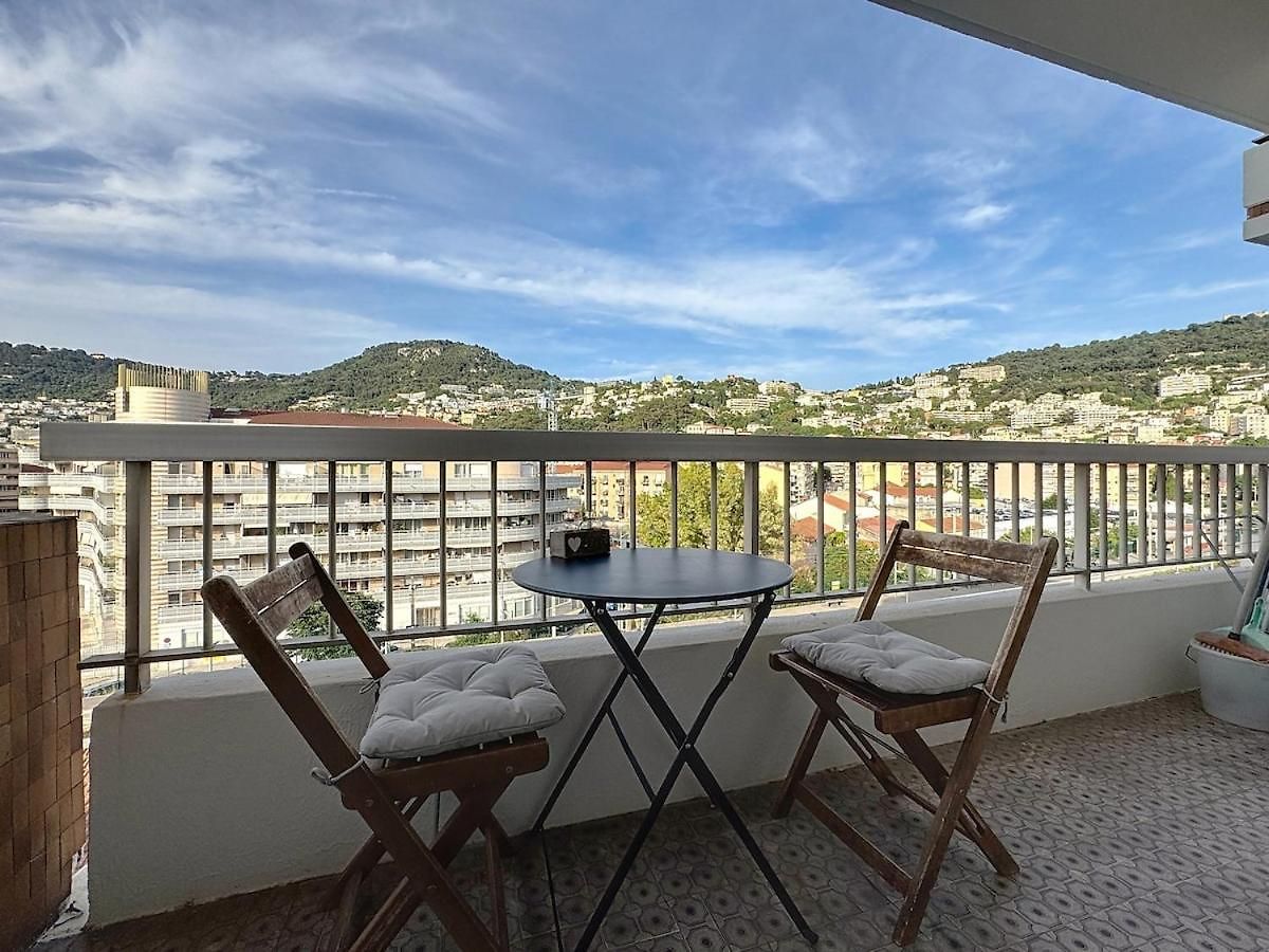 Evasion Nicoise A 12 Min Du Port Vue & Confort Apartment Nice