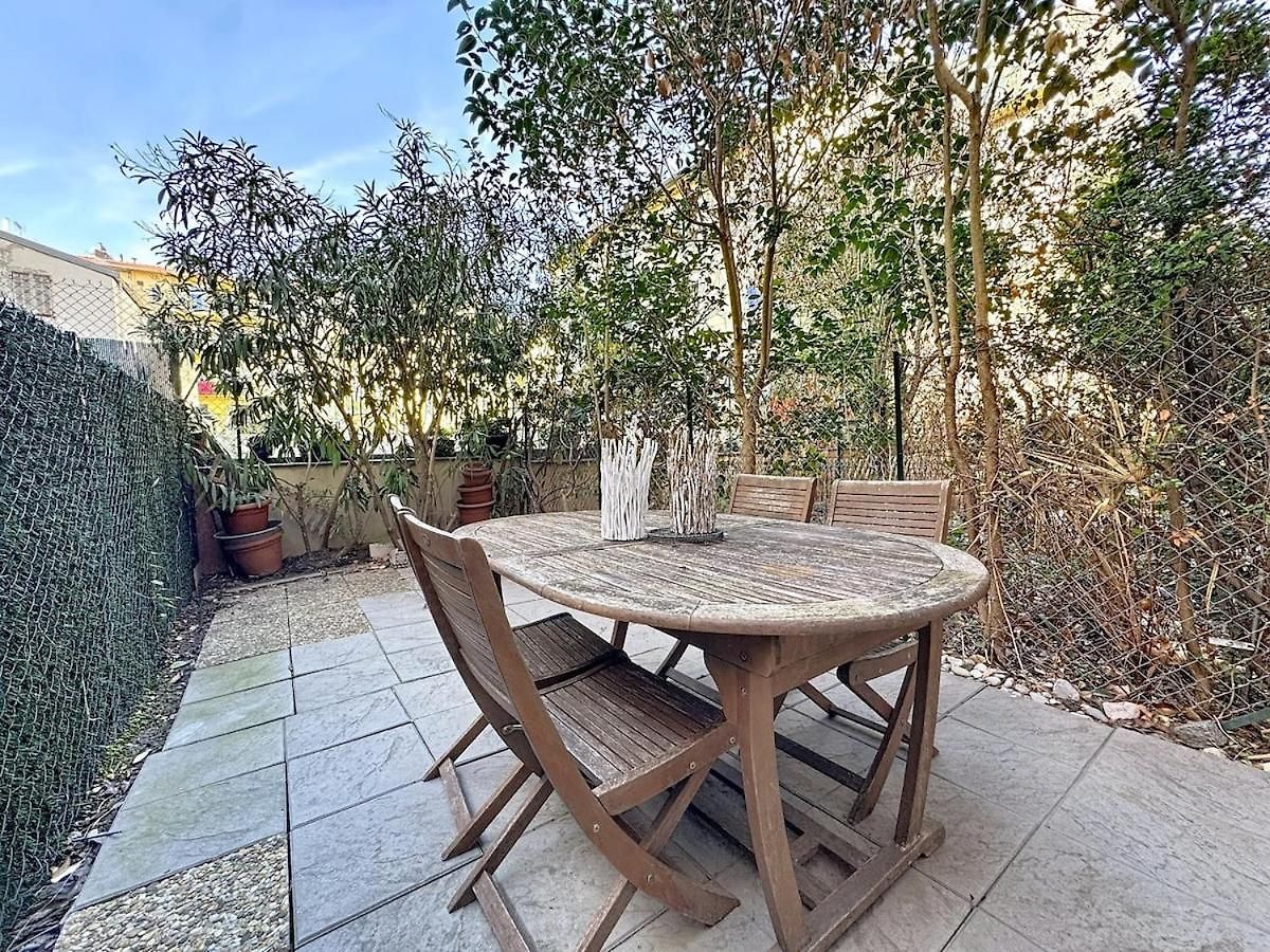 One Bedroom With Terrace , Port De , Ideal Location Nice