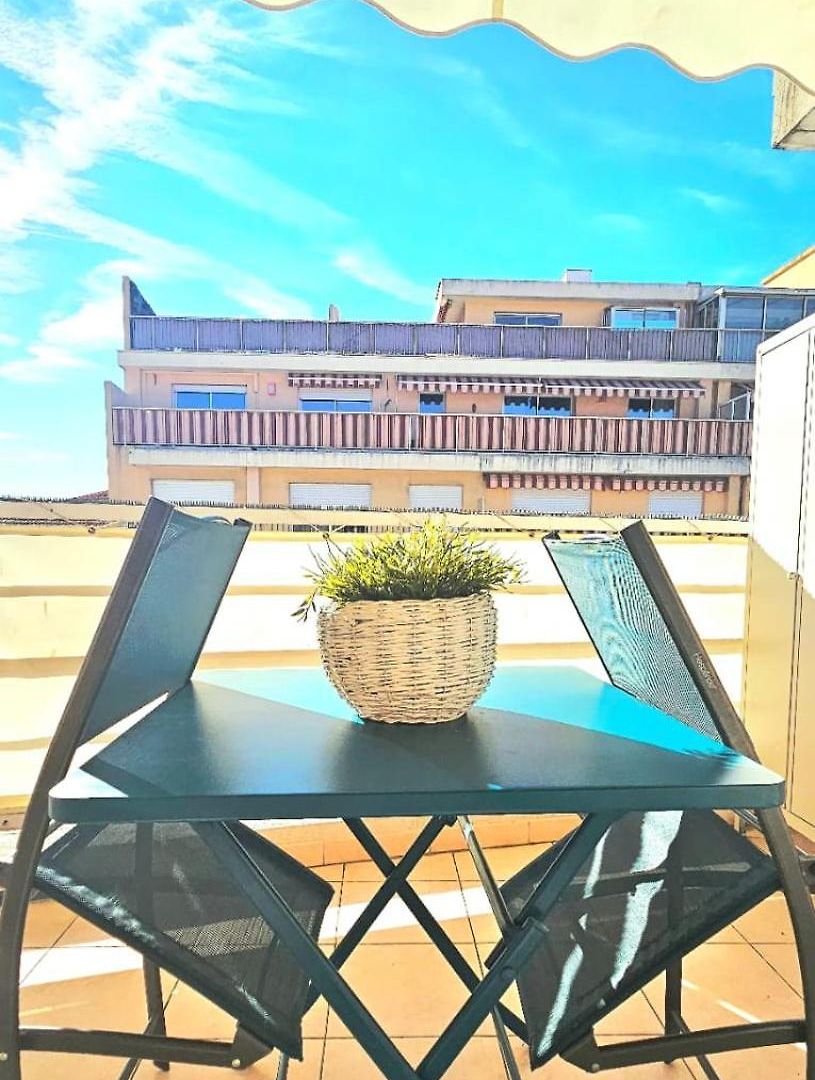 T2 Cozy & Air-conditioned, Close To Amenities Apartment *