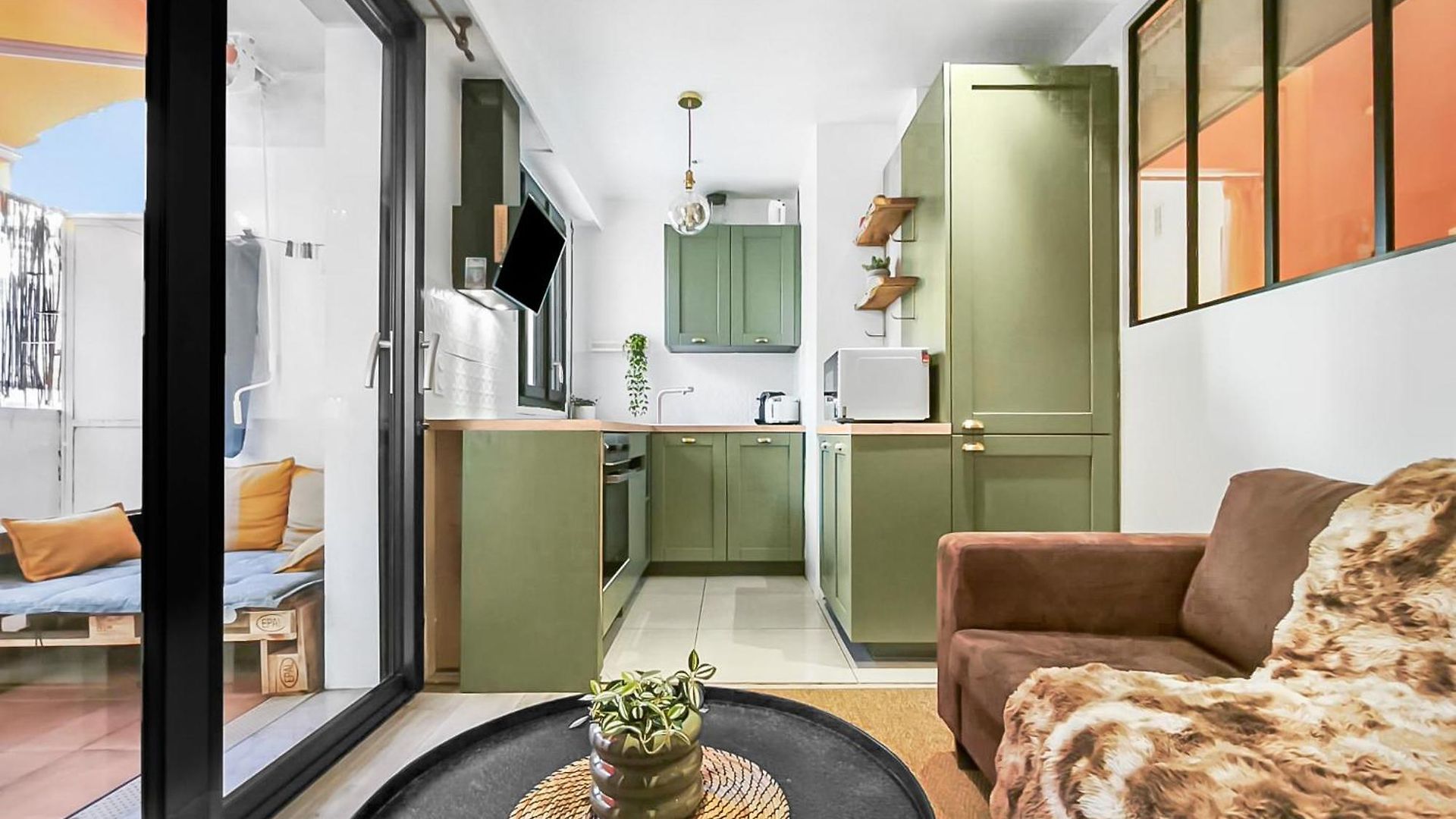 Central, Elegant & Cosy Apartment *