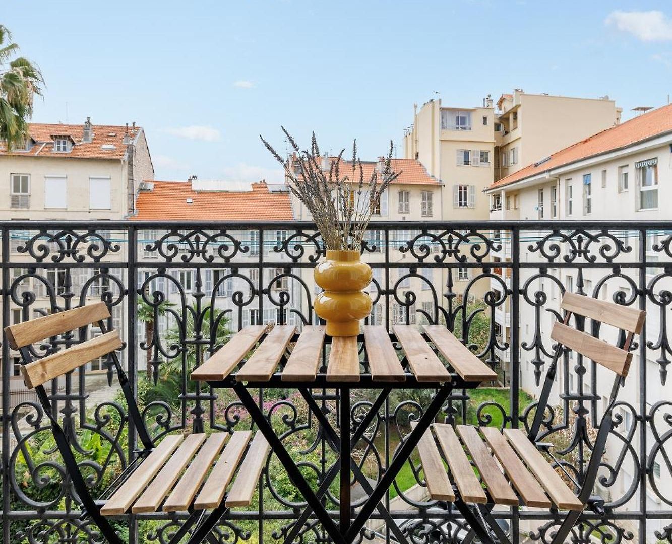 Renting - - Haussmann Luxury Sea Balcony Free Parking Apartment Nice