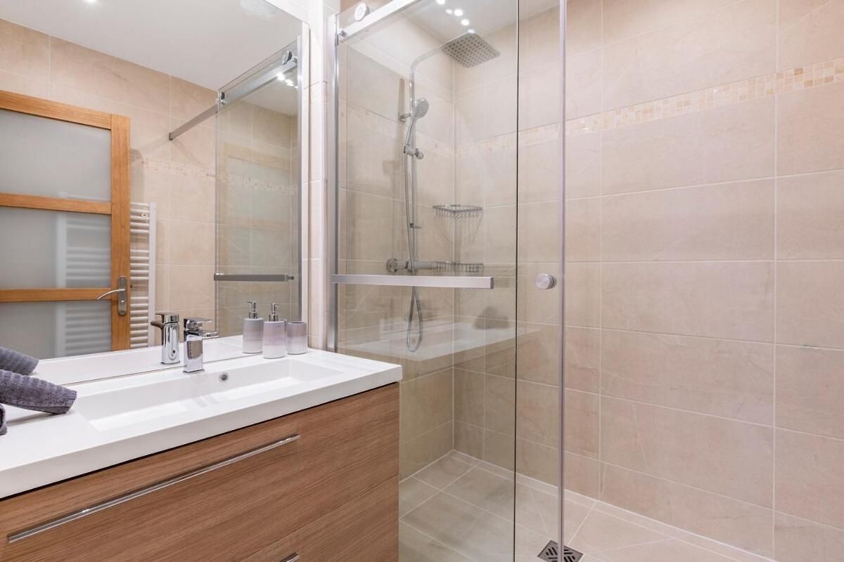 Apartment Authentic Old Town, Separate Bedroom, Ac Nice