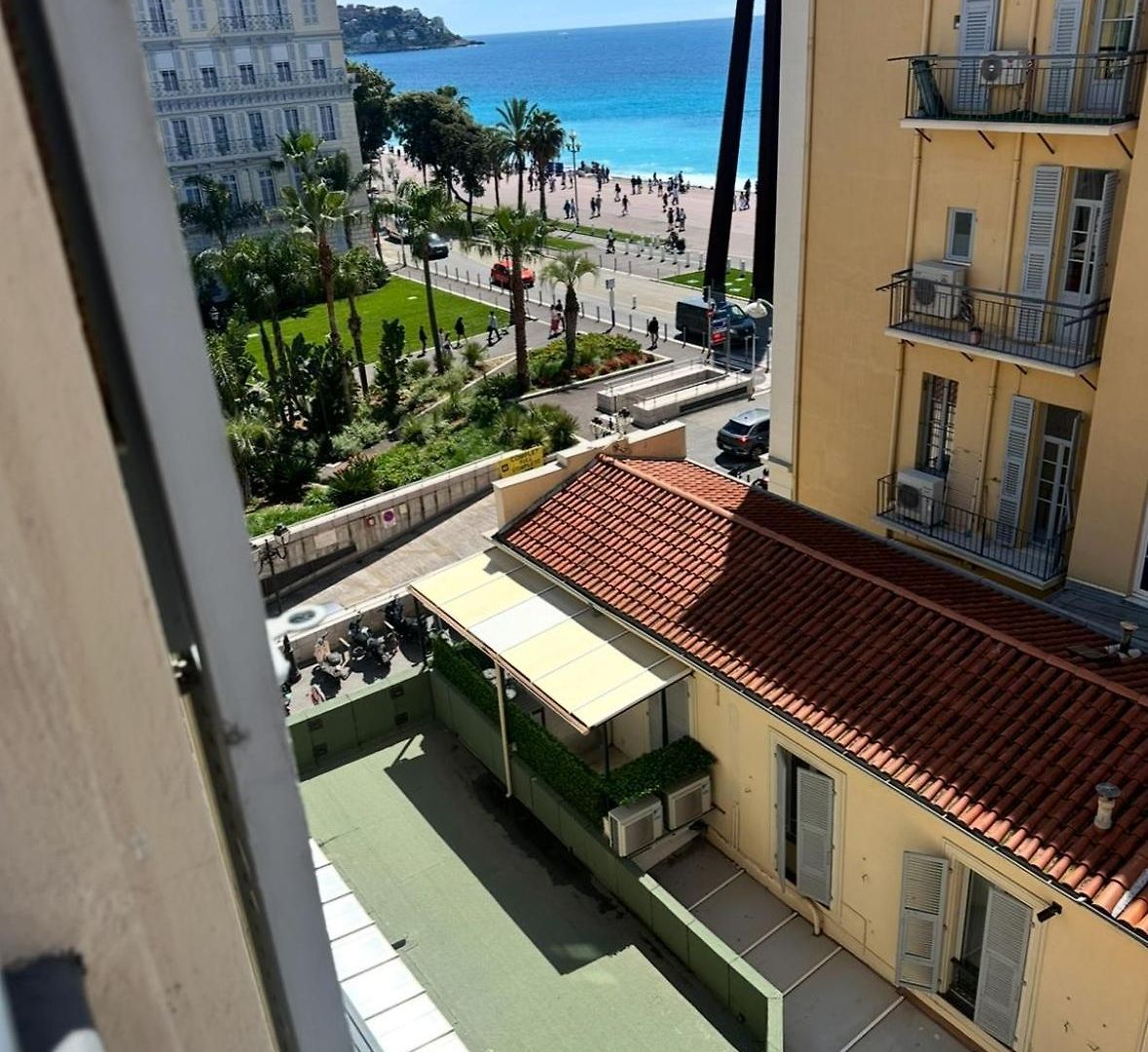 Vieux Bord De Apartment