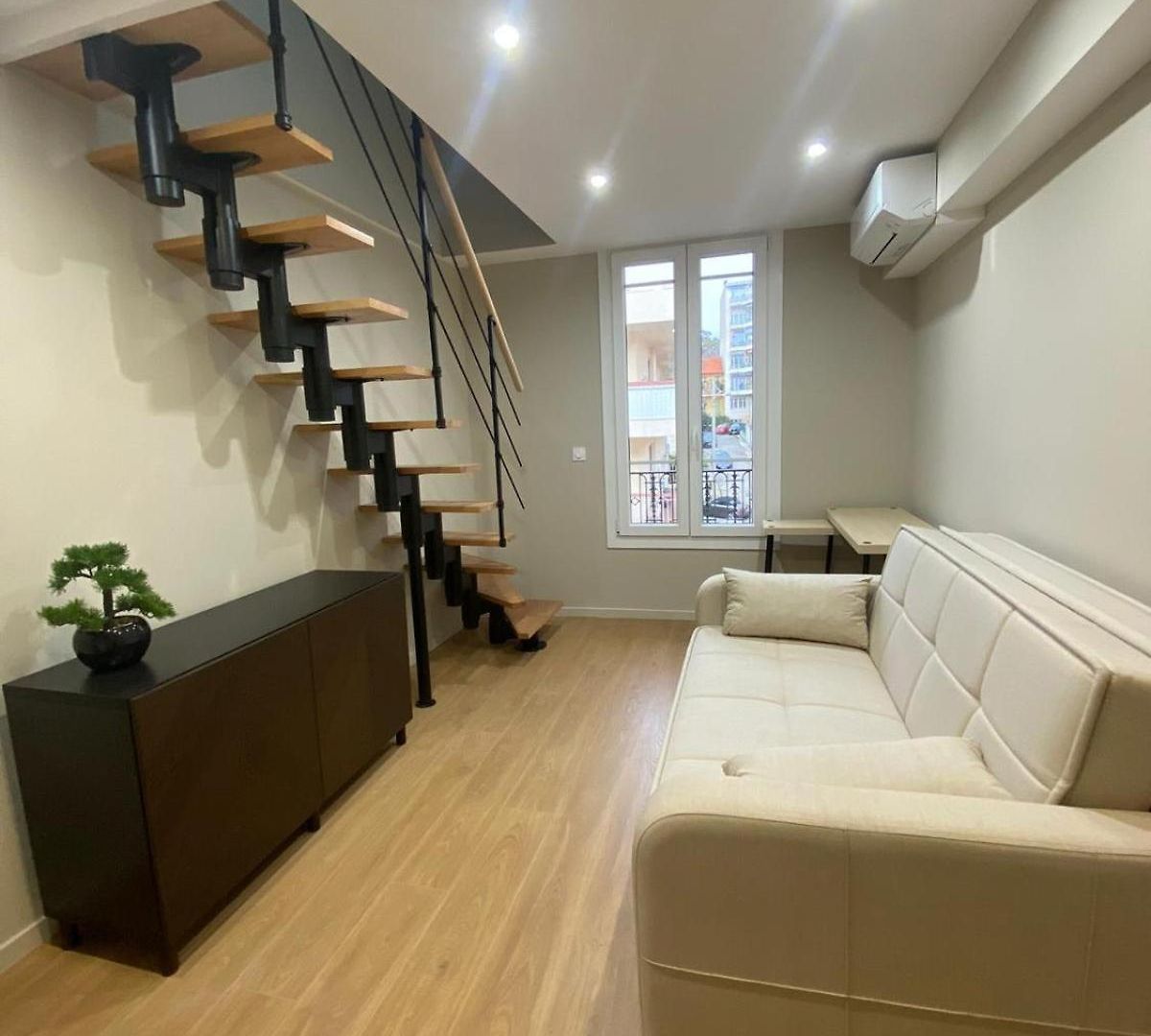 Apartment Duplex Cosy Sur Liberation *