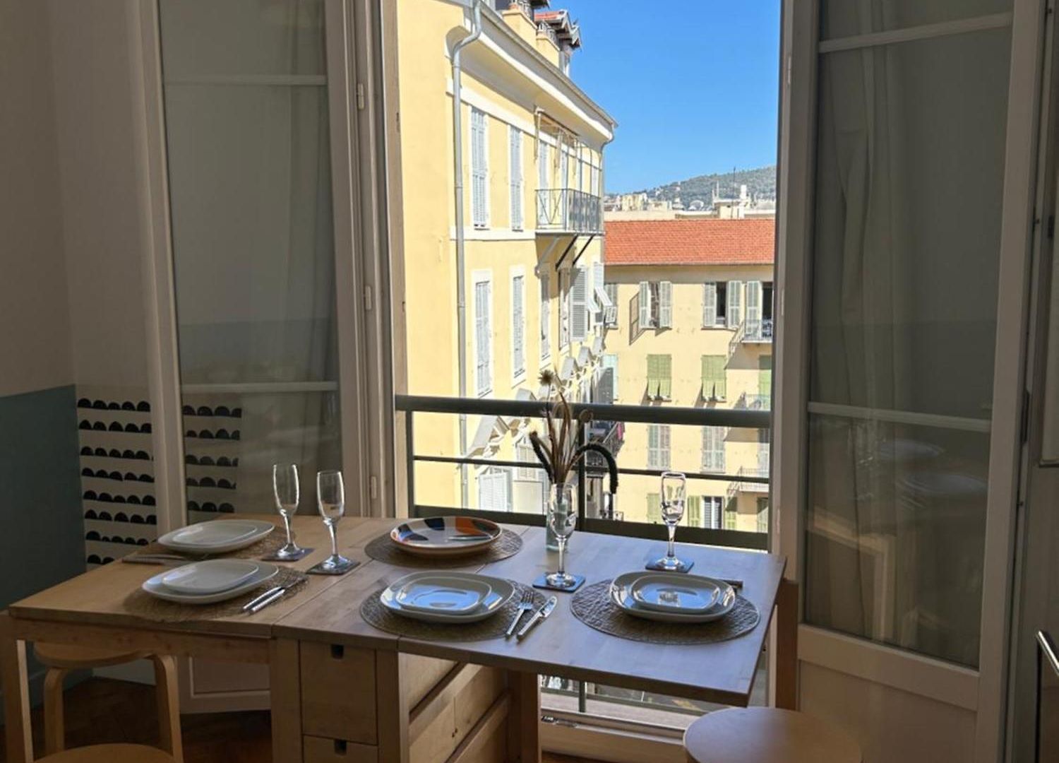 Apartment Living And French Riviera *