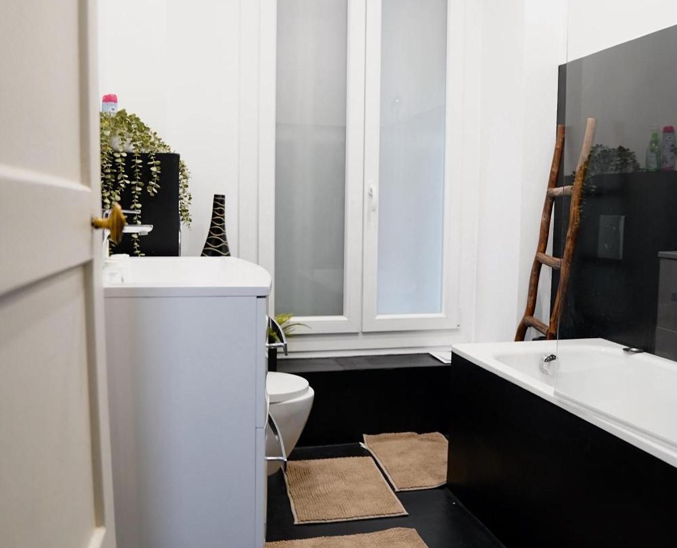 Fantastic Centra Peaceful Location