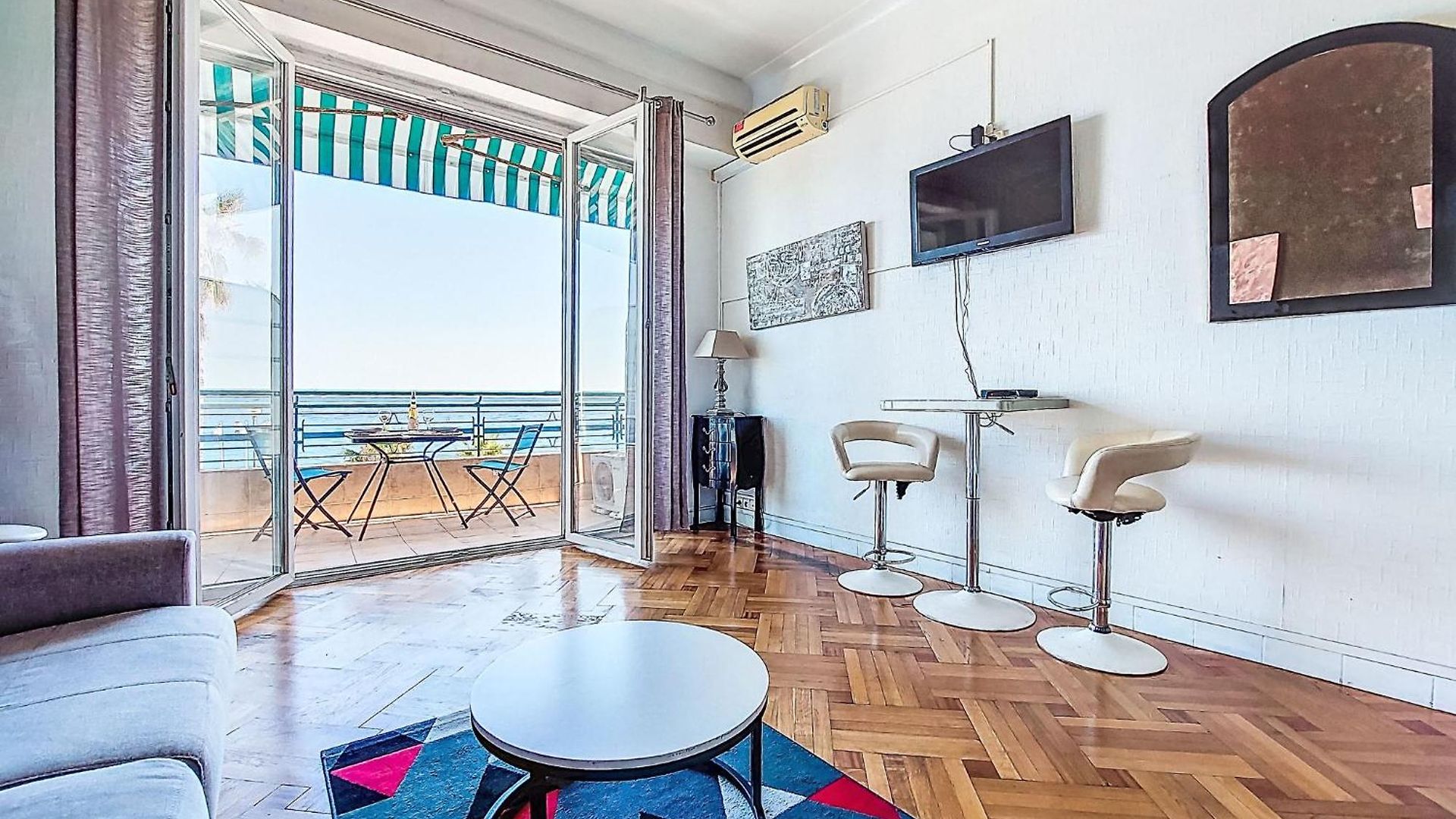 Apartment Le Savoy Promenade Des Anglais-5 By Interhome Nice