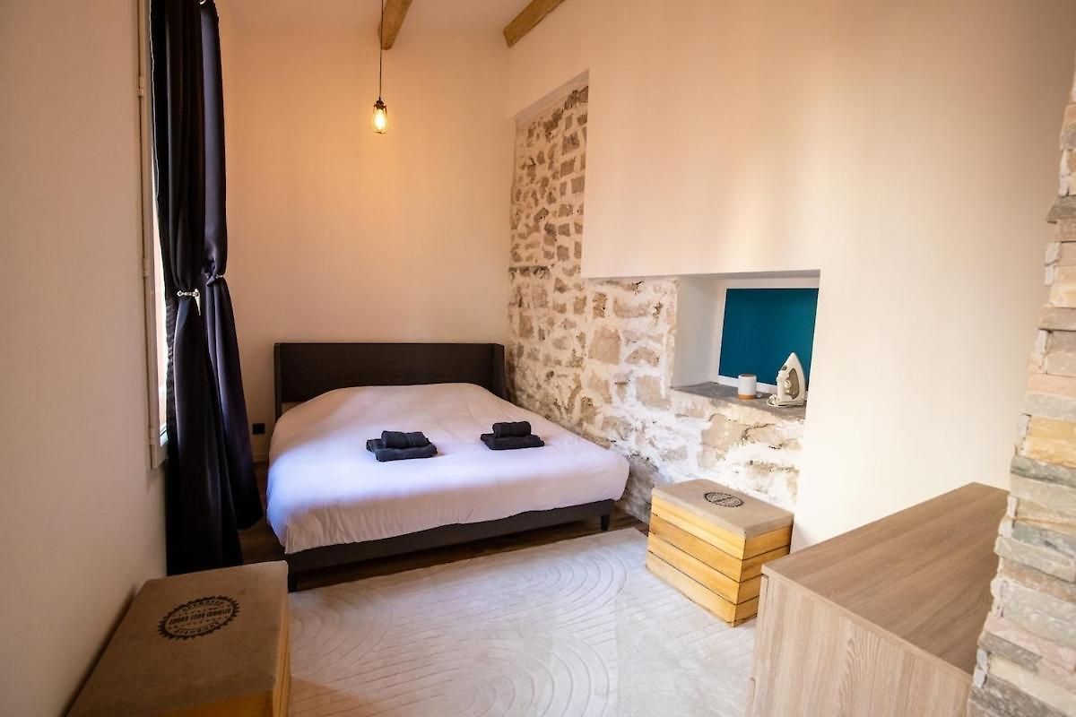 Dolce Clemenceau - Center 4 People Nice