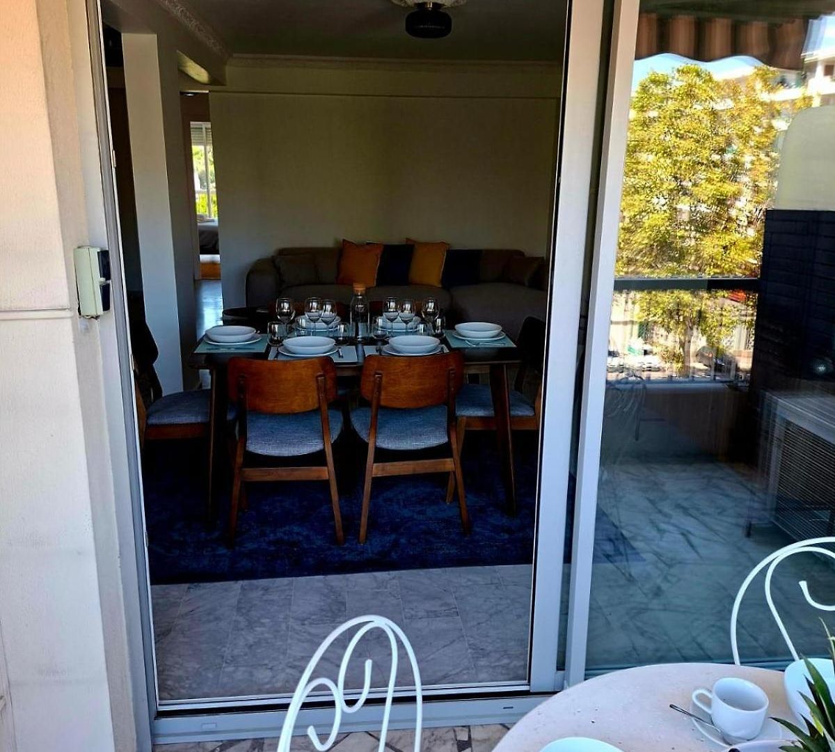 Elegant And Comfortable 3 Room, & Transport Within Walking Distance Nice