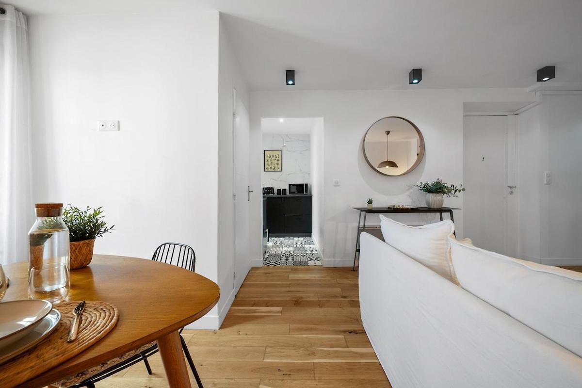 Les Palmiers, Quiet And Air-conditioned Apartment *