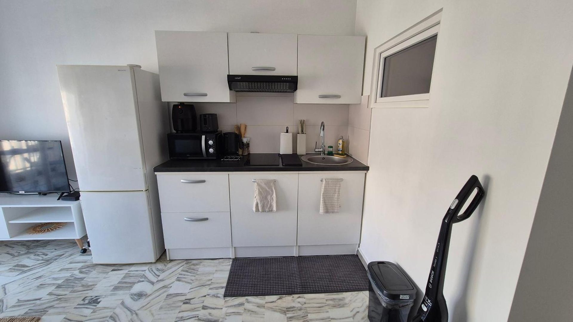Apartment Cosy 1 Bedroom, Balcony, Promenade Des *