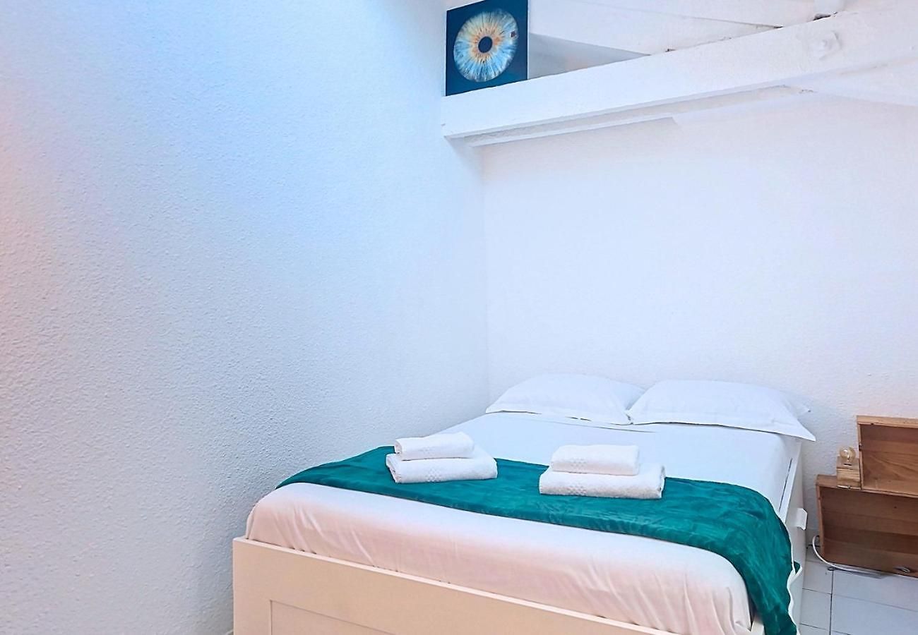 Nestor&jeeves - L Escurial - Apartment