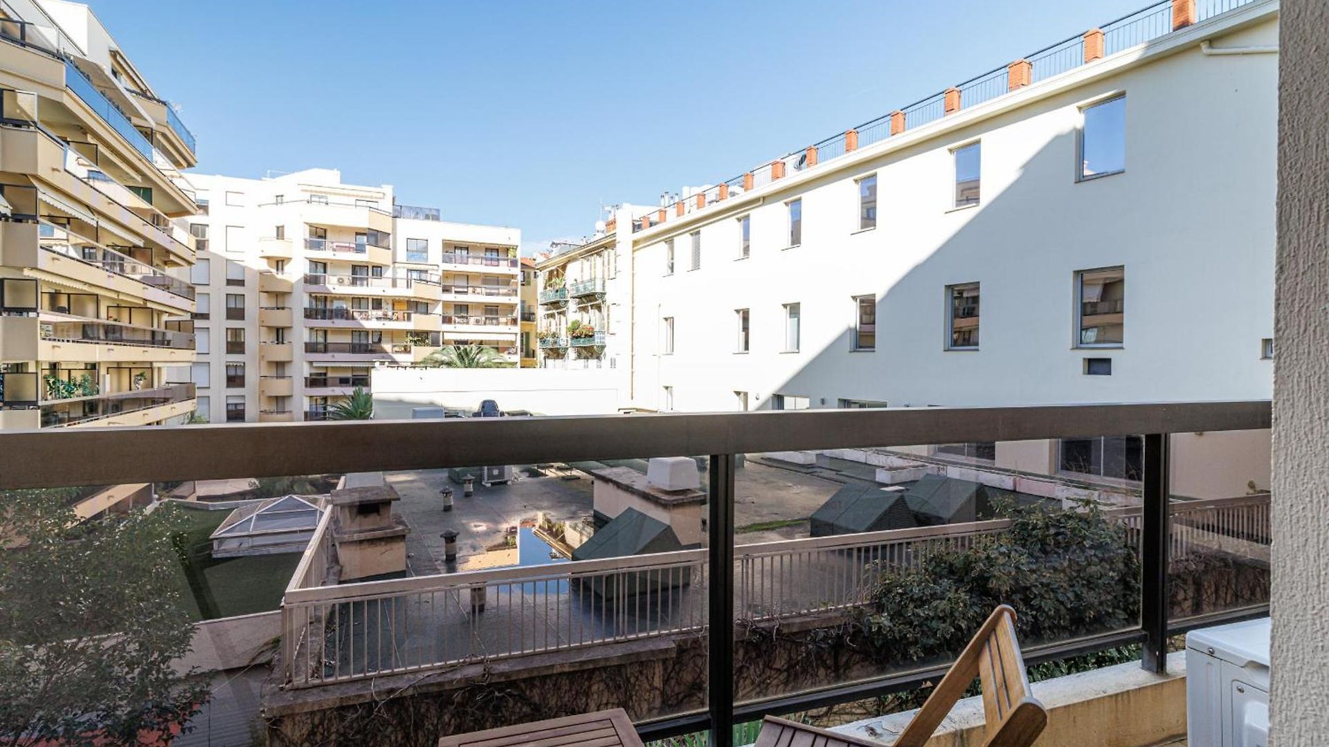 Ultra 2 Bdr - Ac & Balcony *