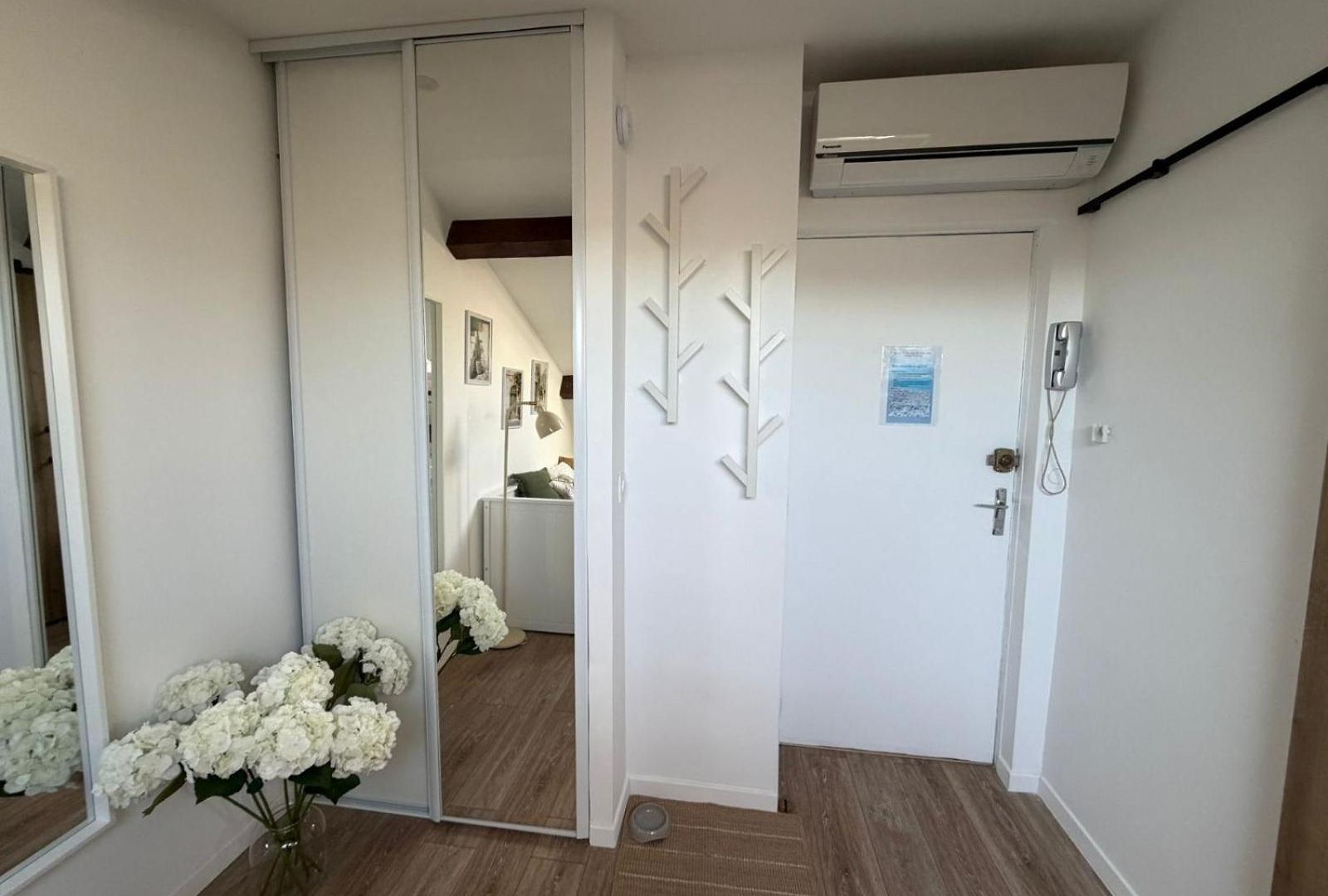 Le Petit Nid Sous Le Toit Apartment