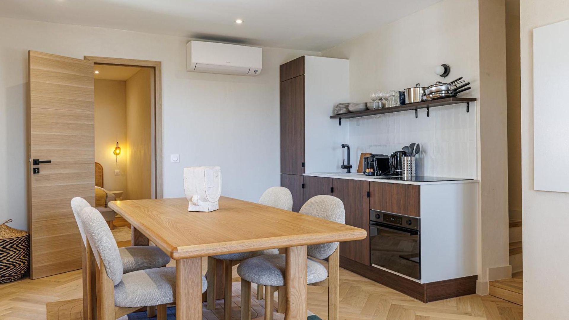 62 Carnot Lot 7 - Duplex Atypique- Climatise - 2 Appartement *