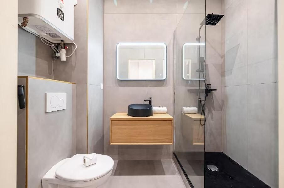 Apartment Au Coeur De Nice, Gare A Pied Et Climatisation