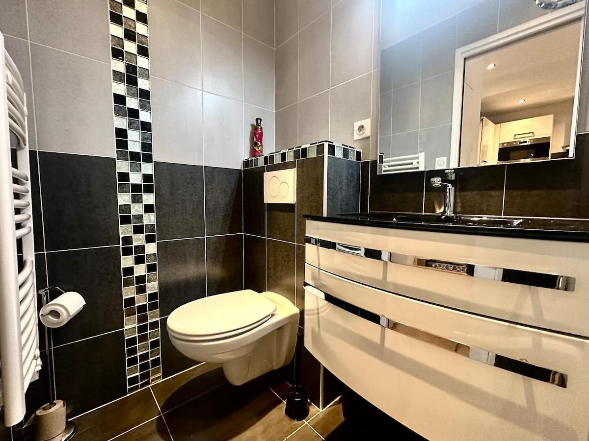 Design Et Lumineux Pres Du Port De Apartment Nice