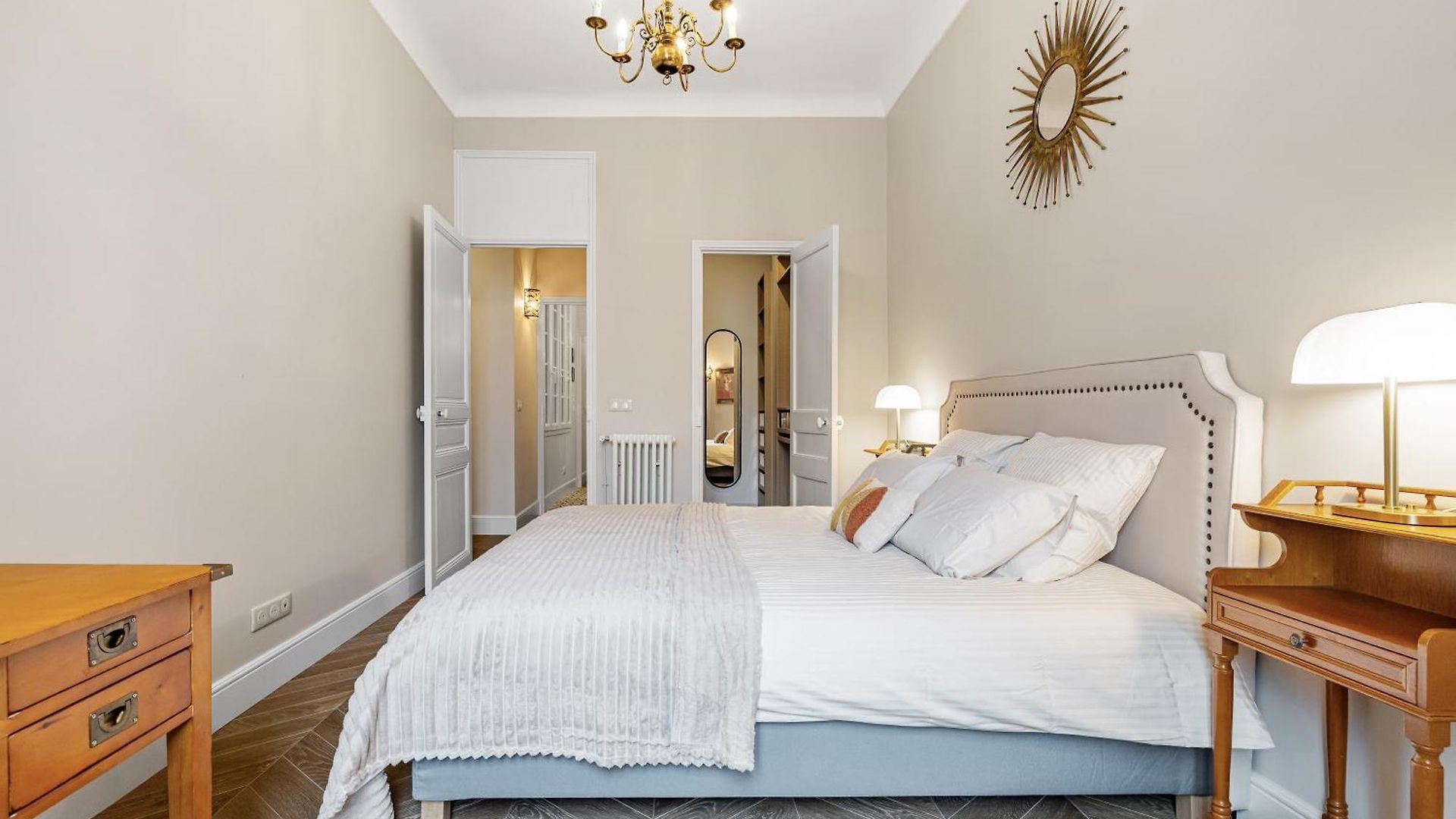 Renting - - Haussmann Luxury Sea Balcony Free Parking *