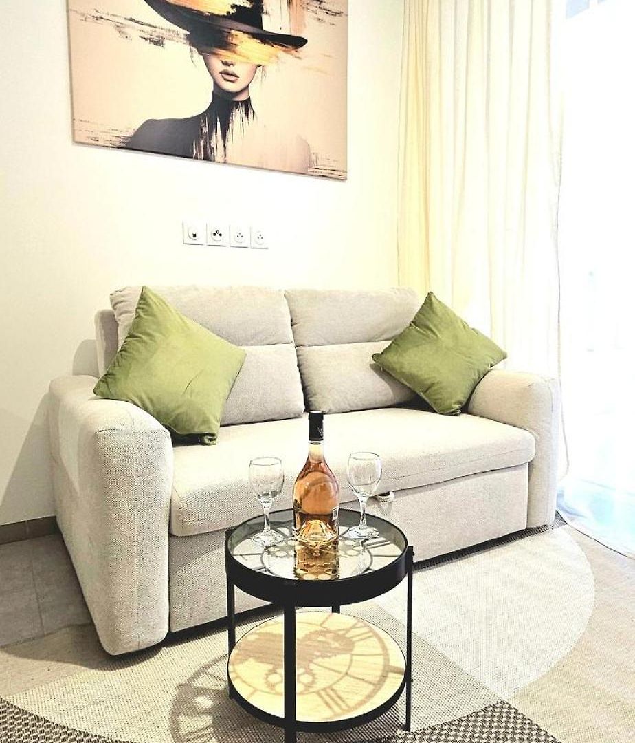 Center Nice, 10min Beach, Parking, Terrace, Direct Tram *
