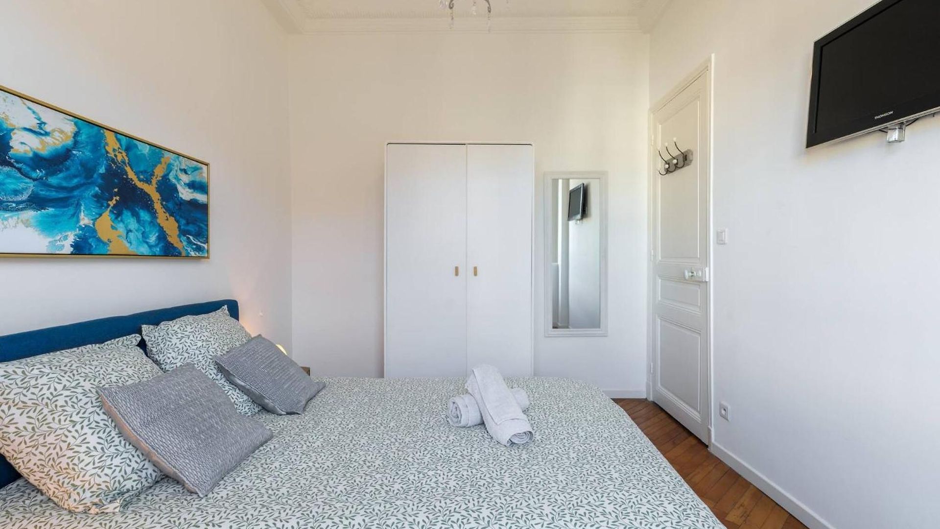 Appartement 2 Pieces Dans Le Carre D Or