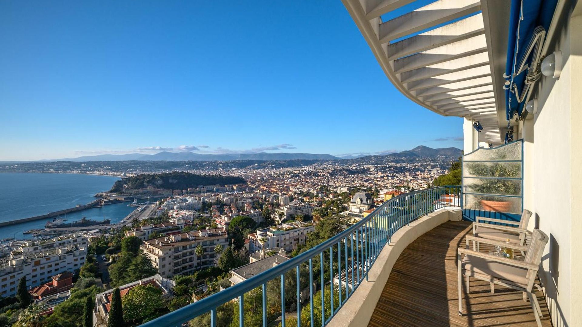 Vue Exceptionnelle Appartement *