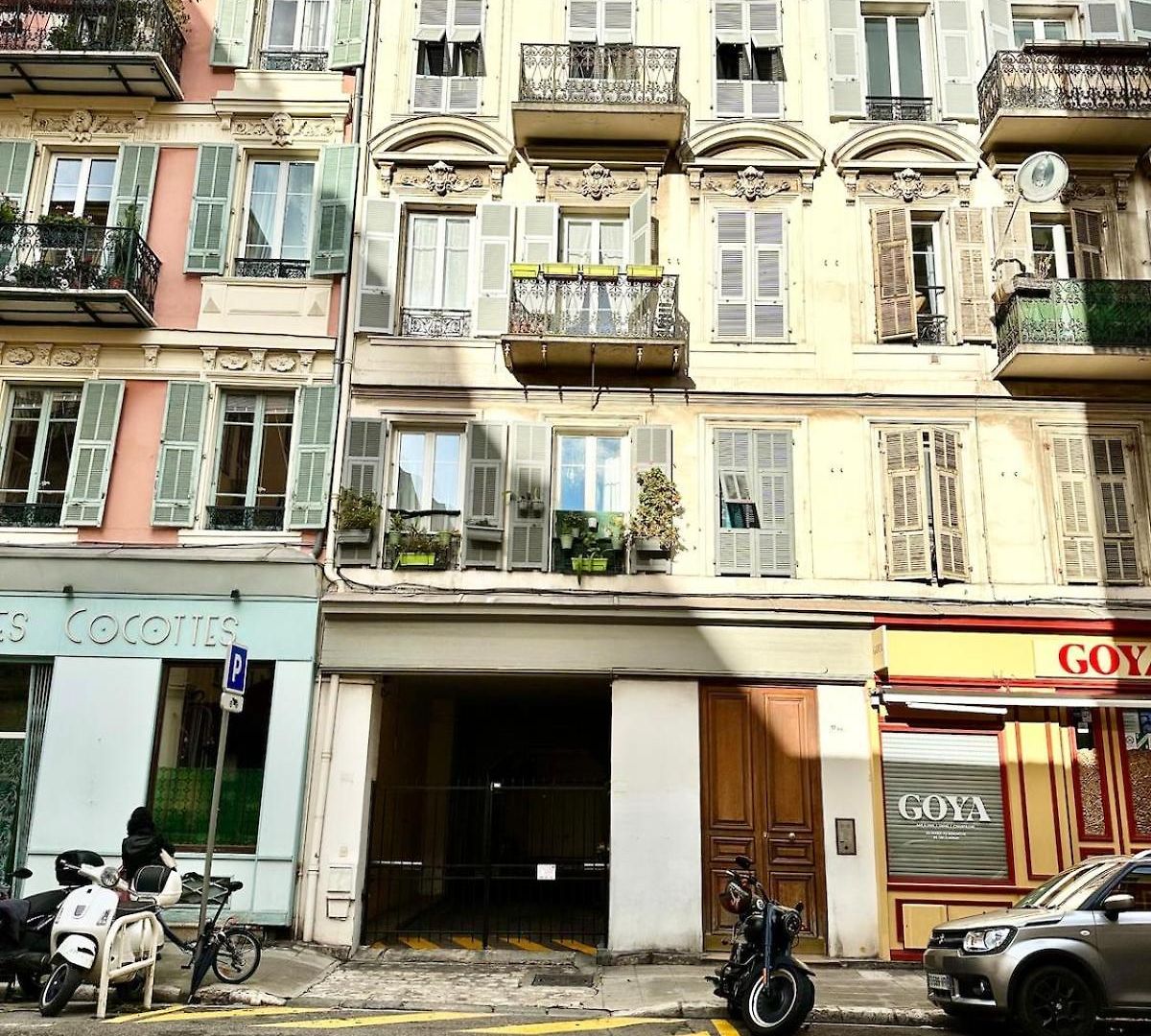 Apartment Location , Port Of Nice, Charming Flat #2
