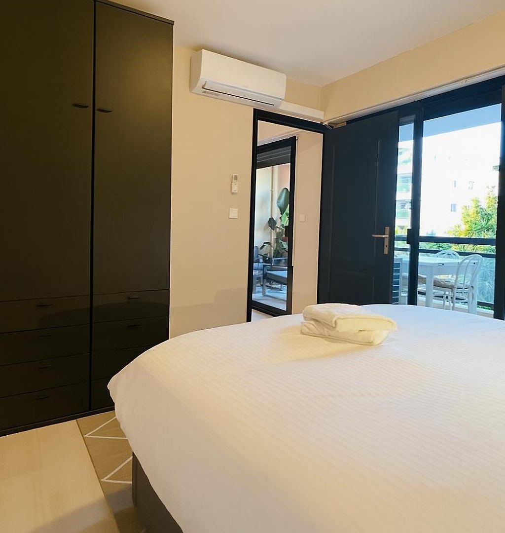 Moderne Climatisé Avec Piscine, Terrasse Et Parking - Proche Promenade Des