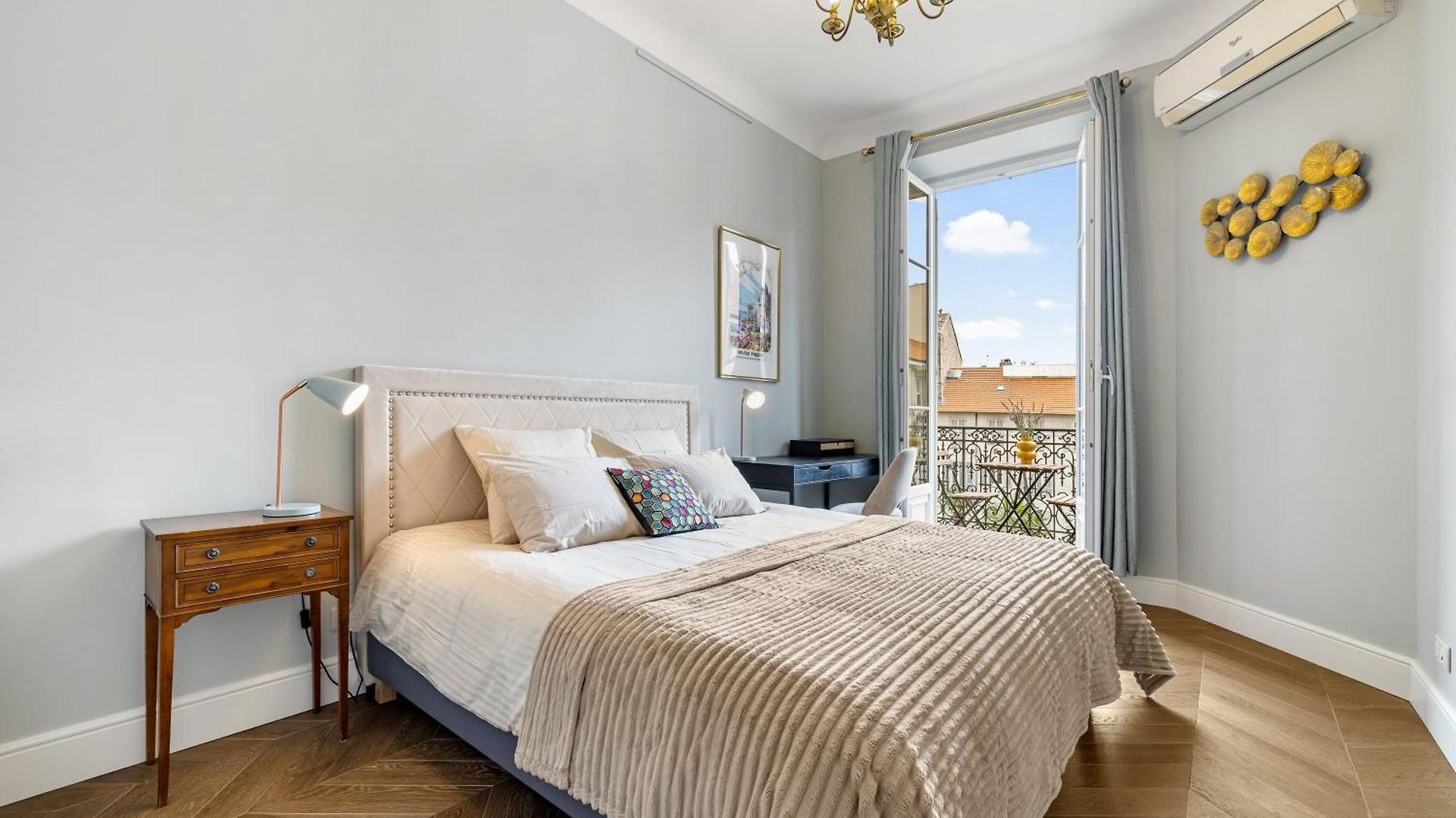 Apartment Renting - - Haussmann Luxury Sea Balcony Free Parking *