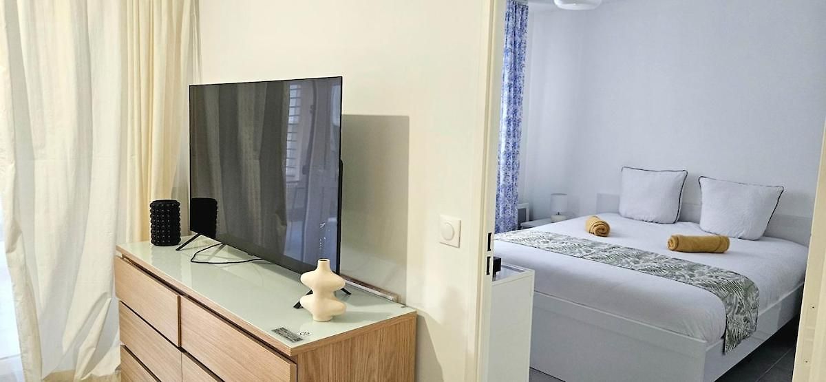 Center Nice, 10min Beach, Parking, Terrace, Direct Tram * Nice