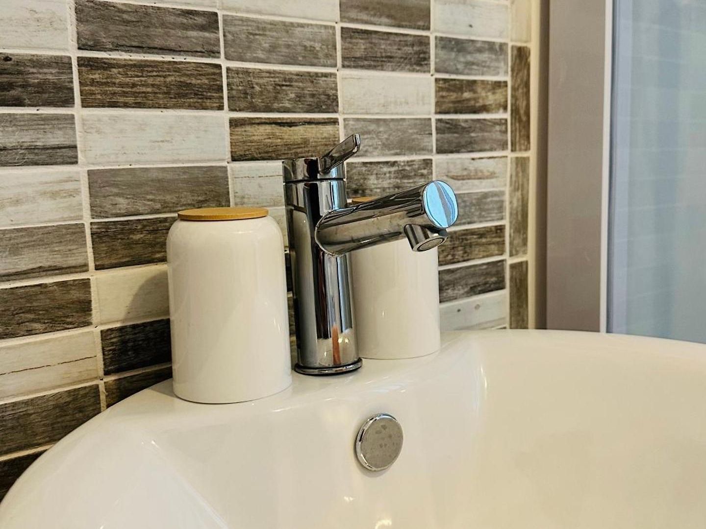 Appartement Romantique Avec Jacuzzi Privé - Aperçu - Terrasse - Parking Gratuit Nice